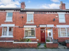 2 bedroom Terraced t...